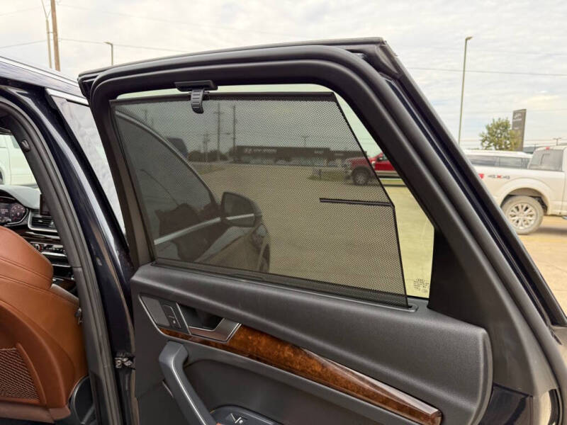 2020 Audi Q5 quattro Premium Plus 45 TFSI