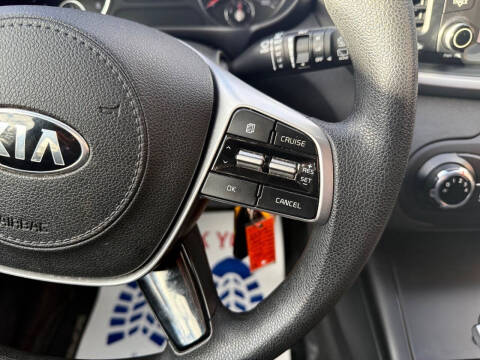 2020 Kia Sorento LX V6