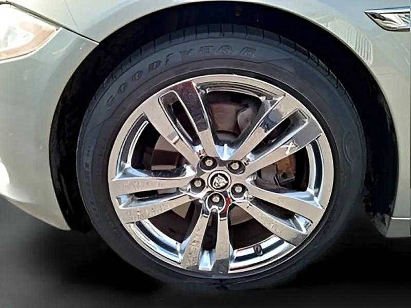 2012 Jaguar XJL Portfolio