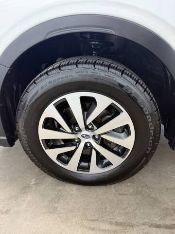 2022 Subaru Outback Premium