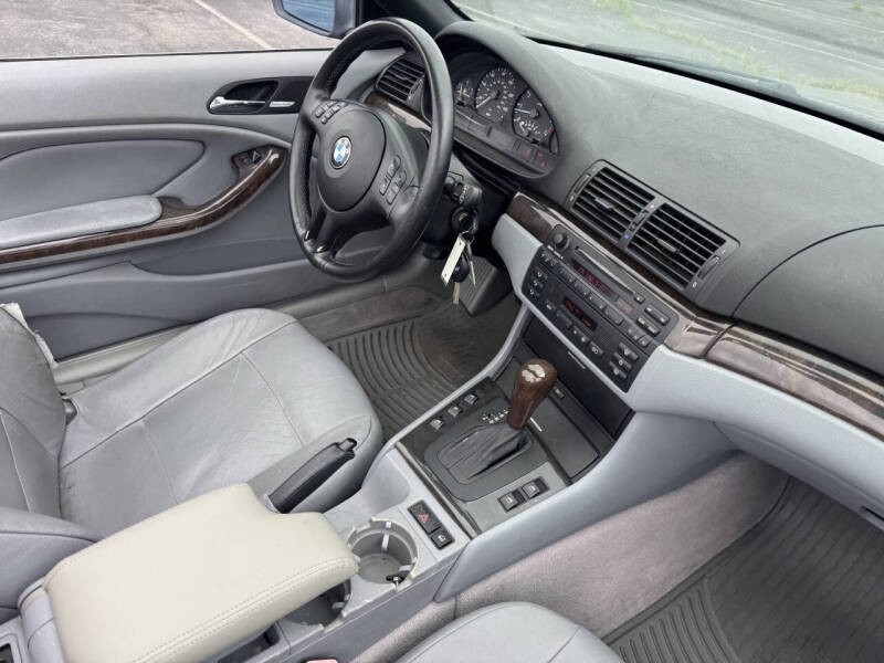 2002 BMW 3 Series 325Ci