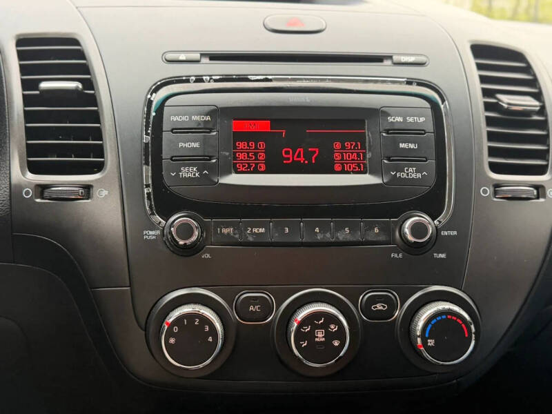 2017 Kia Forte LX