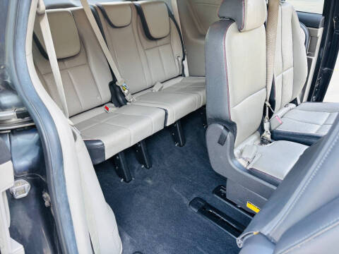 2016 Kia Sedona LX