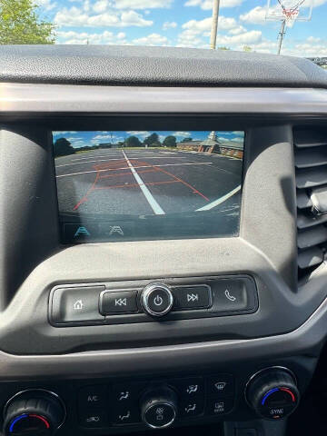 2017 GMC Acadia SLE-2