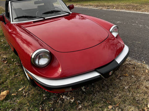 1988 Alfa Romeo Spider Veloce