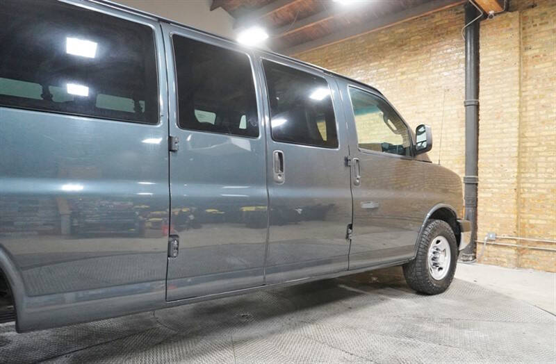 2017 Chevrolet Express LT 3500