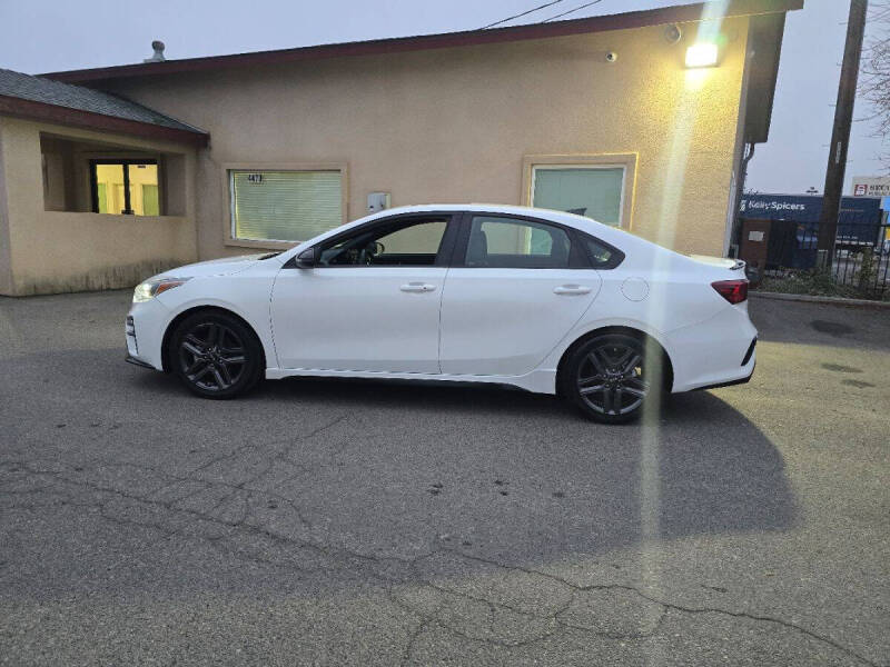 2021 Kia Forte GT Line