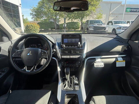 2026 Mitsubishi Eclipse Cross SE
