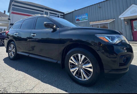 2018 Nissan Pathfinder SV