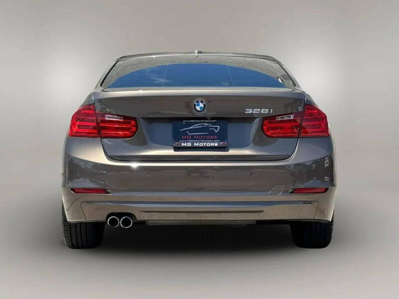 2013 BMW 3 Series 328i