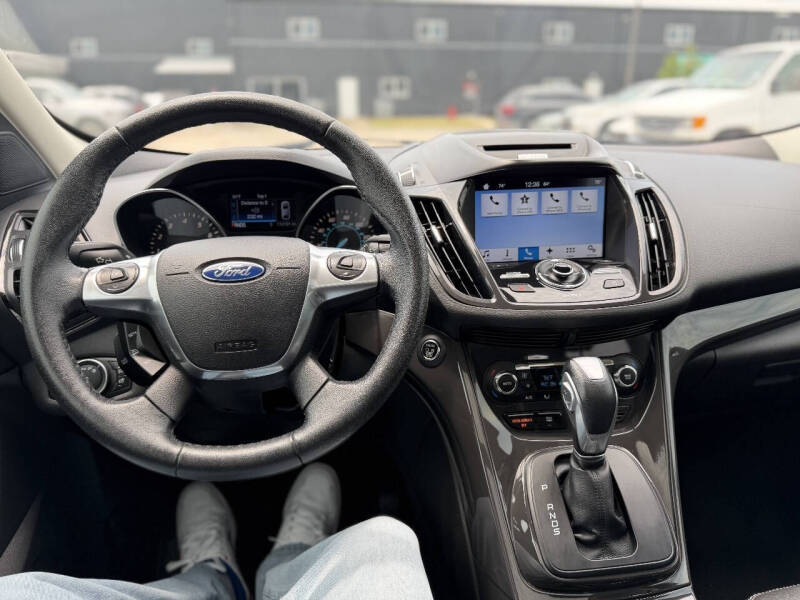 2016 Ford Escape Titanium