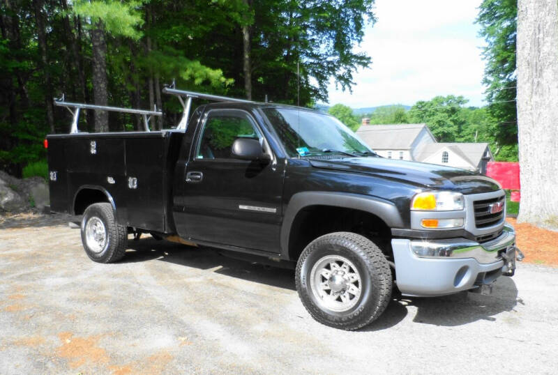 2006 GMC Sierra 2500HD for sale at Fox Motors in Hampden MA