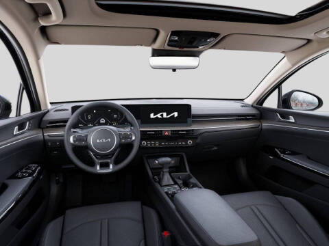 2025 Kia K5 EX