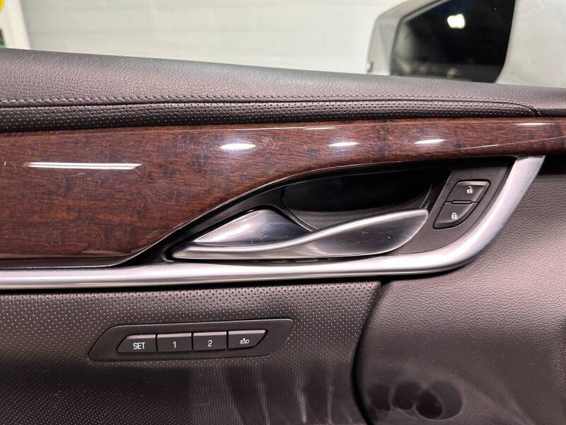 2017 Cadillac XTS Premium Luxury