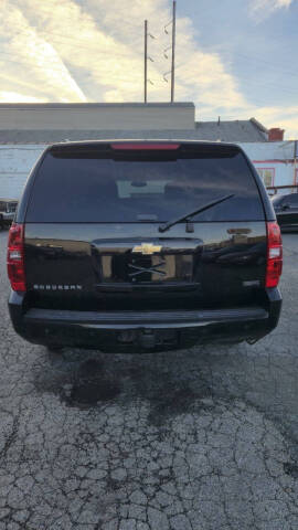 2011 Chevrolet Suburban LT