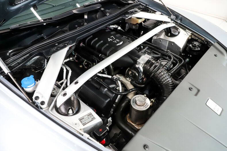 2016 Aston Martin V8 Vantage GT