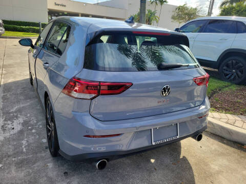 2024 Volkswagen Golf GTI Autobahn