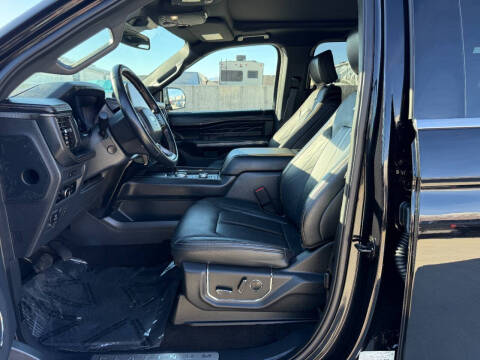 2023 Ford Expedition Platinum