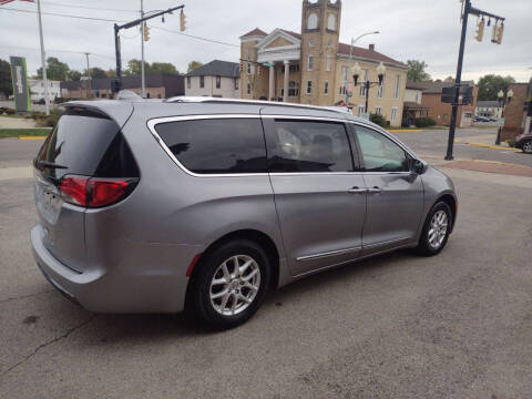 2020 Chrysler Pacifica Touring L