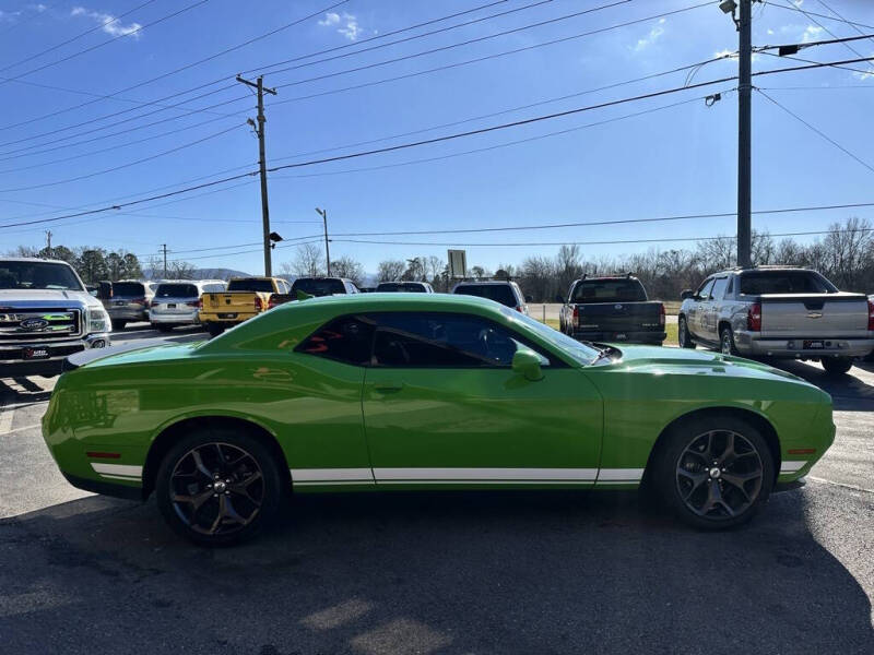 2017 Dodge Challenger SXT