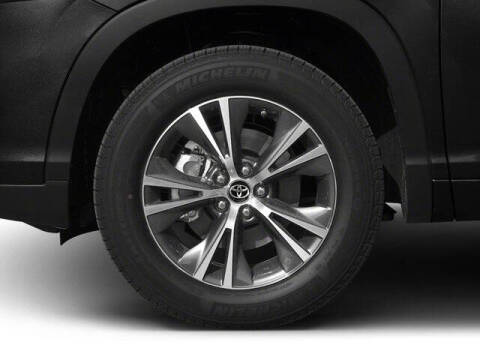 2017 Toyota Highlander LE Plus