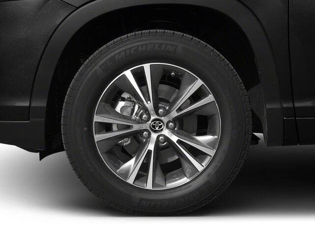 2017 Toyota Highlander LE Plus