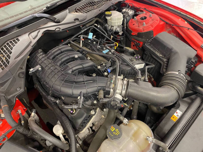 2017 Ford Mustang V6