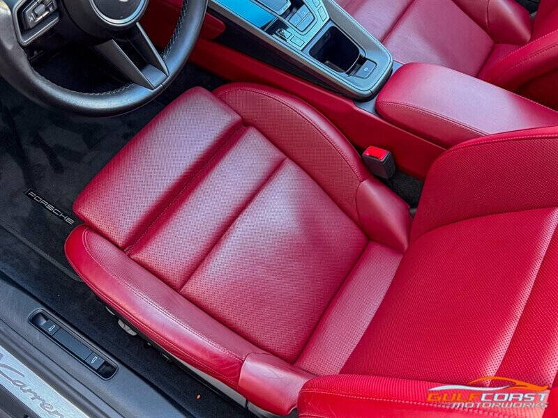 2020 Porsche 911 Carrera S