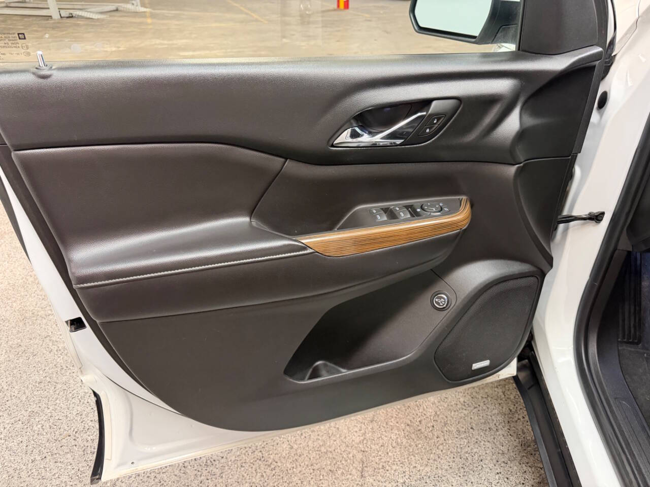 2018 GMC Acadia 20