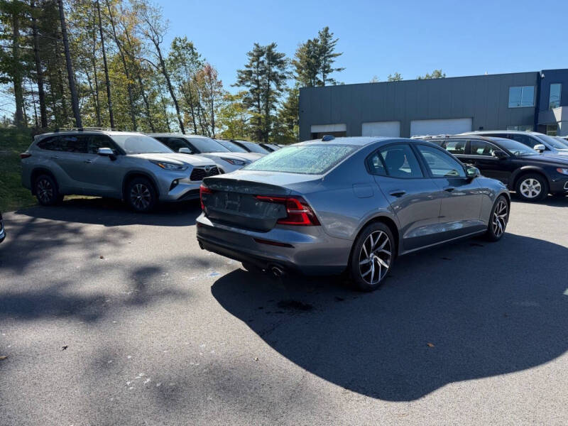 2019 Volvo S60 T6 Momentum