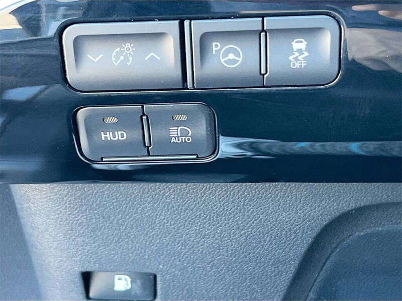 2020 Toyota Prius Limited