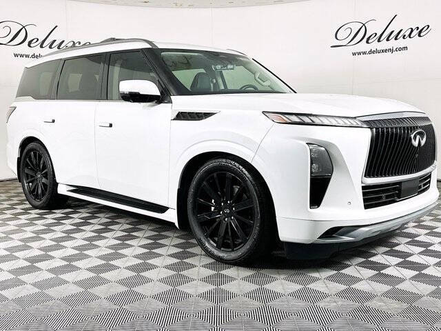 2025 INFINITI QX80 Luxe 4WD's photo