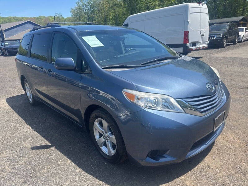 2017 Toyota Sienna