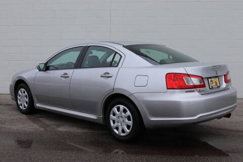 2010 Mitsubishi Galant ES