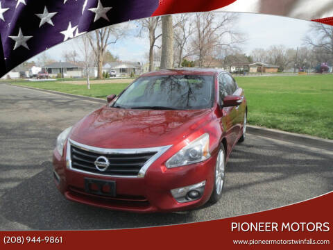 2014 Nissan Altima for sale at Pioneer Motors in Twin Falls ID