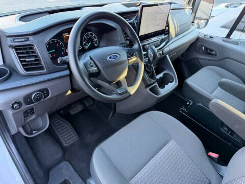 2023 Ford Transit 350 XLT