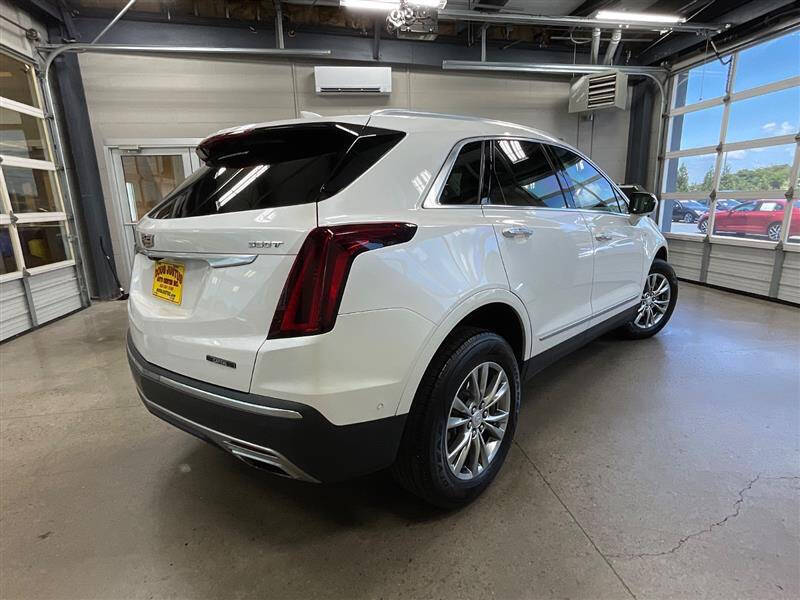 2022 Cadillac XT5 Premium Luxury