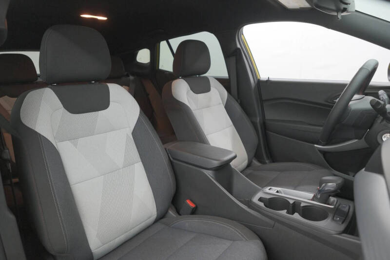 2024 Chevrolet Trax RS