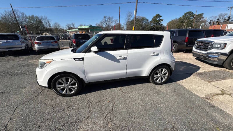 2016 Kia Soul +