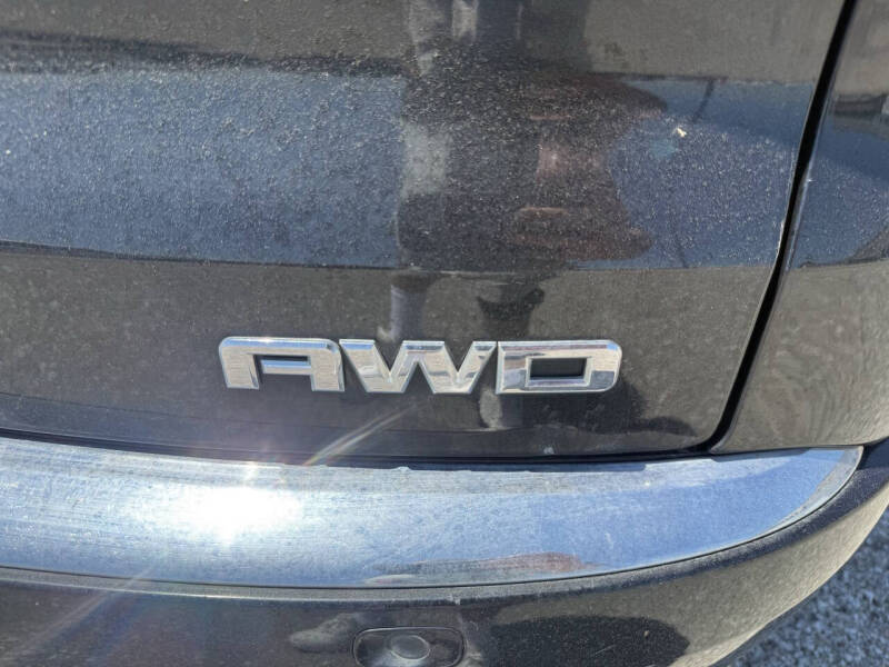 2011 GMC Acadia Denali