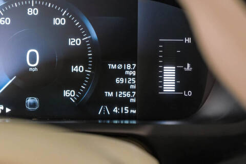 2019 Volvo XC90 T5 Momentum