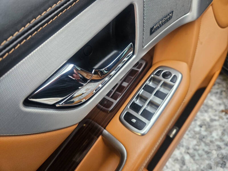 2015 Jaguar XF 3.0 Sport