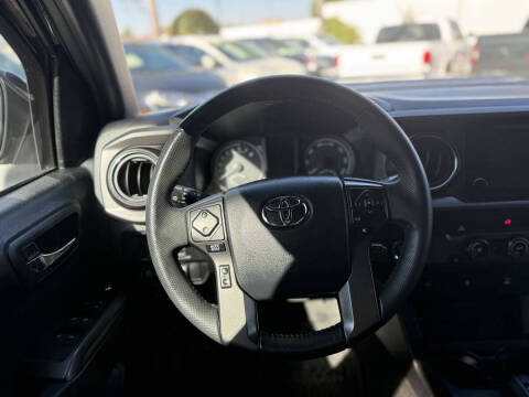 2017 Toyota Tacoma TRD Sport