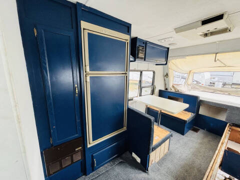 2002 Salem Hybrid 19TL