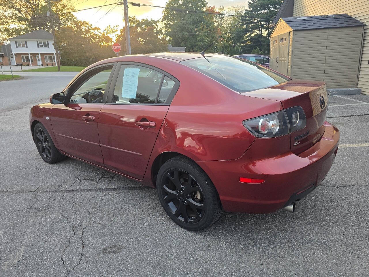 2009 Mazda Mazda3 for sale at QUEENSGATE AUTO SALES in York, PA