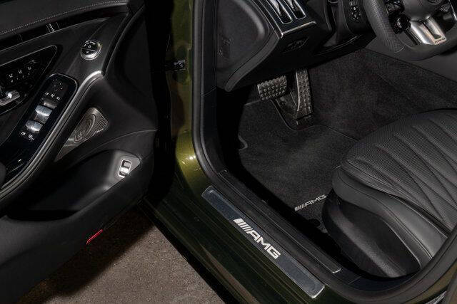 2025 Mercedes-Benz S-Class AMG S 63 E Performance