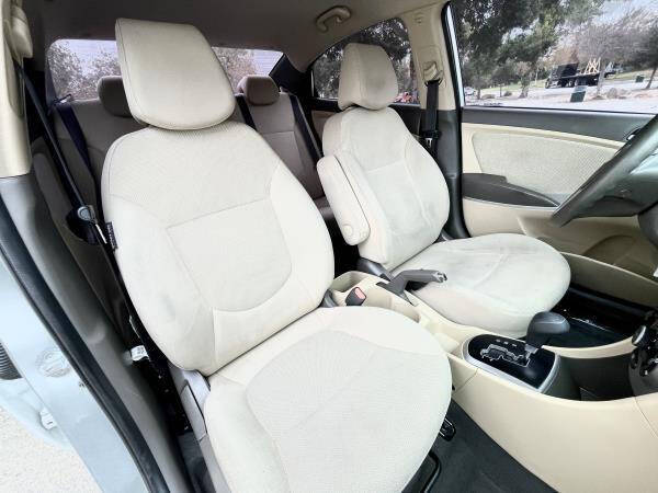 2013 Hyundai Accent GLS