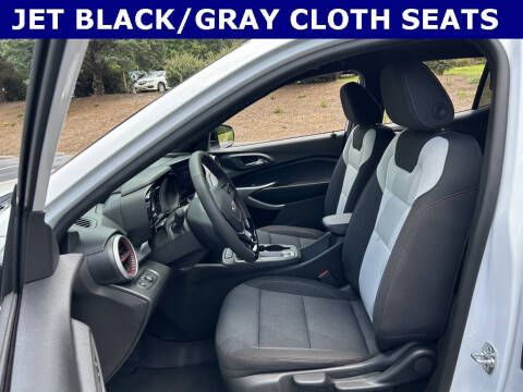 2025 Chevrolet Trax RS