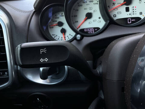 2016 Porsche Cayenne GTS