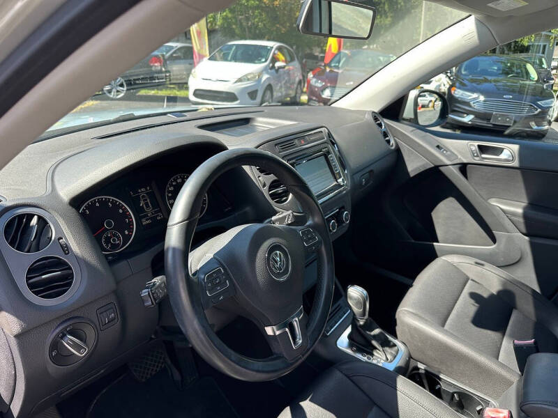 2012 Volkswagen Tiguan S